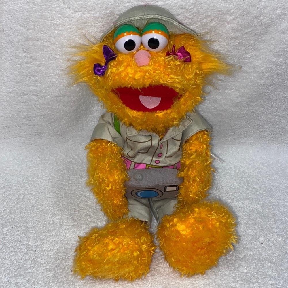 Sesame Street Busch Gardens SAFARI OF FUN ZOE 16" Plush STUFFED ANIMAL Toy
